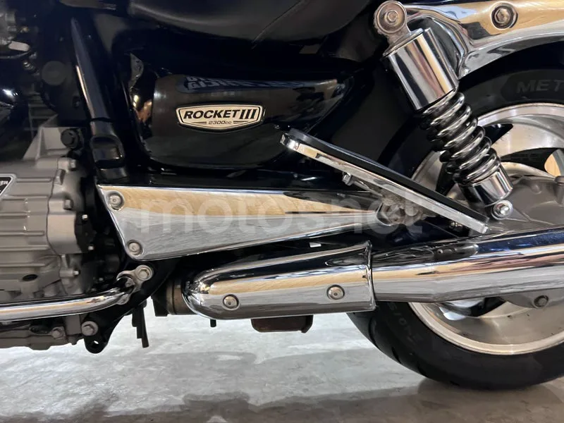 Triumph Rocket 3 - Vista 61