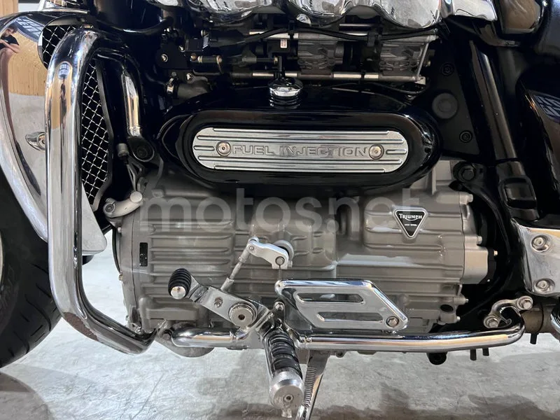 Triumph Rocket 3 - Vista 62