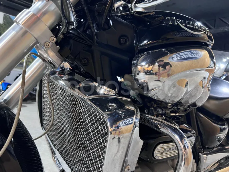 Triumph Rocket 3 - Vista 68