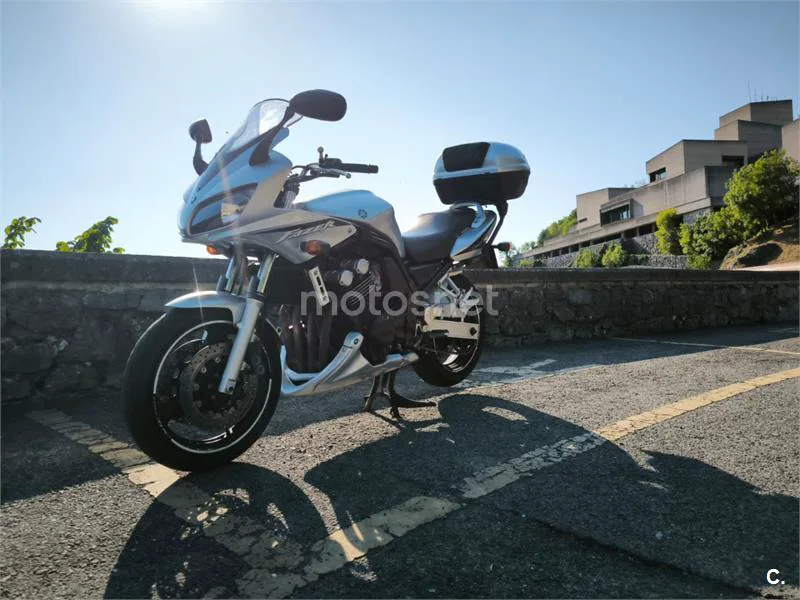 Yamaha FZS600 Fazer 2250 € 2003 Gipuzkoa - 2