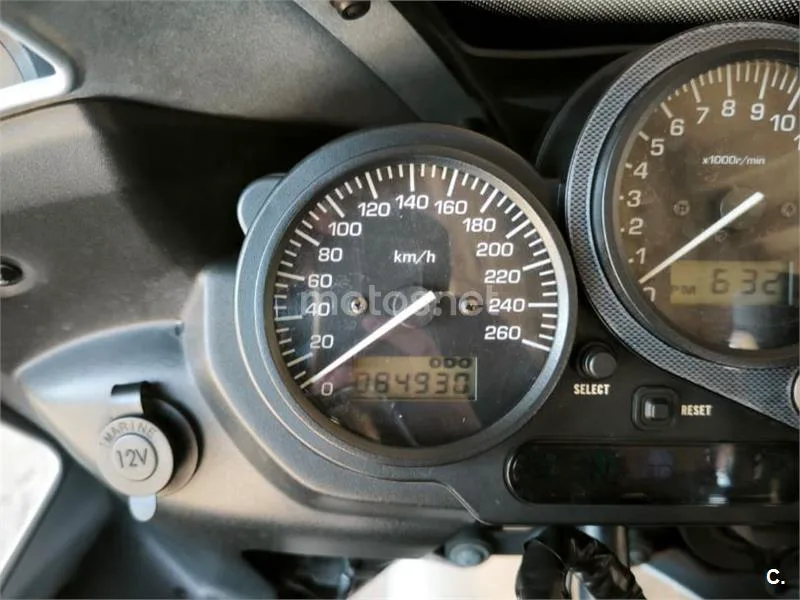 Yamaha FZS600 Fazer - Vista 6