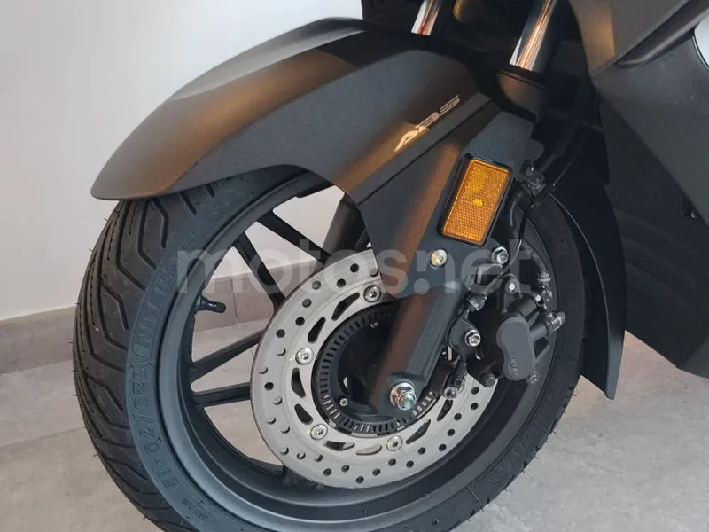 Honda Forza 125 - Vista 11