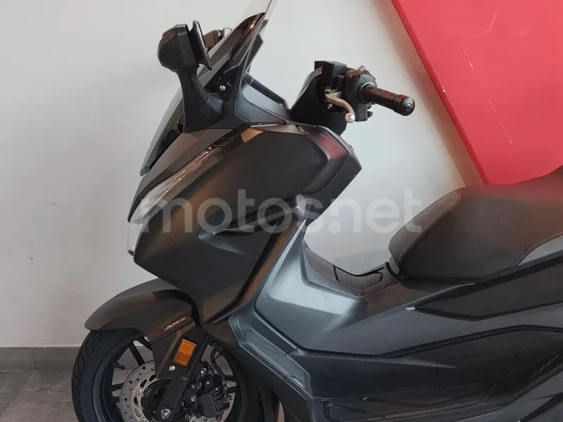 Honda Forza 125 - Vista 13