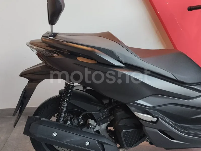 Honda Forza 125 - Vista 17