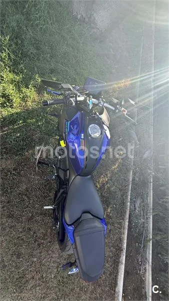 Yamaha MT-07 - Vista 14