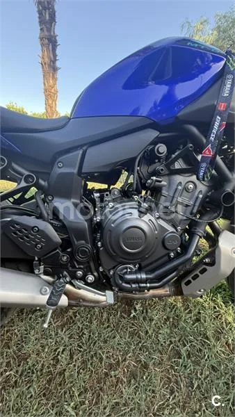 Yamaha MT-07 - Vista 6