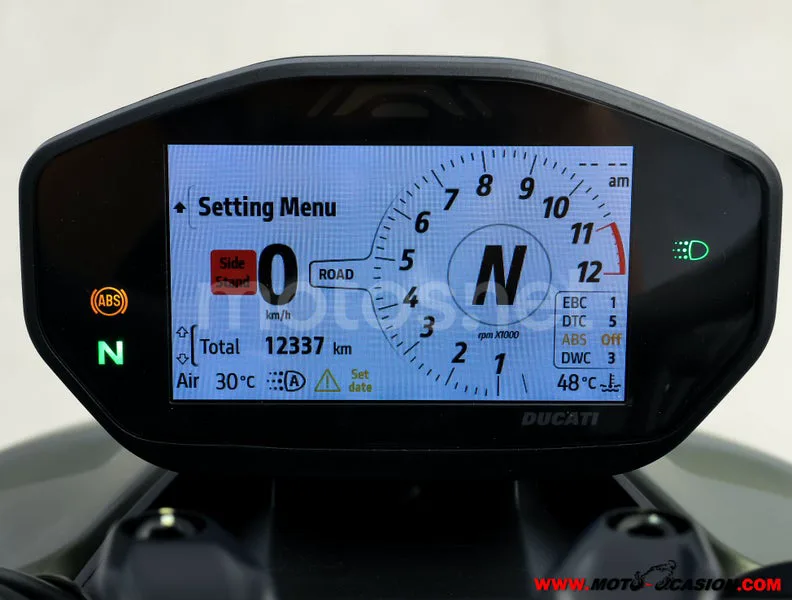 Ducati Streetfighter V2 - Vista 6