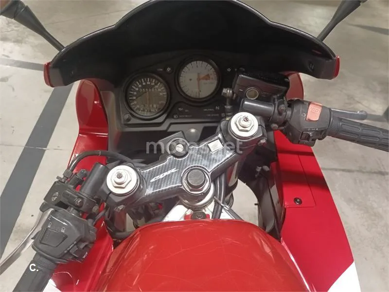 Honda CBR600F - Vista 5