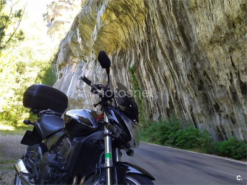 Honda CB600F Hornet - Vista 3