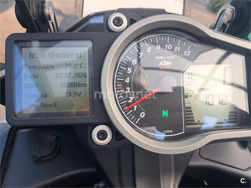 KTM 1090 Adventure - Vista 5