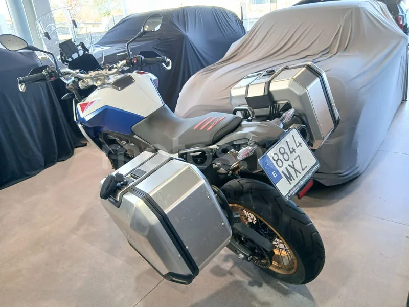BMW F 900 GS 14.900 € 2025 León - 2