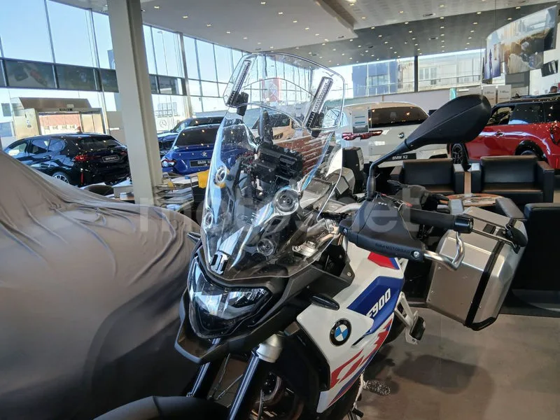 BMW F 900 GS - Vista 3