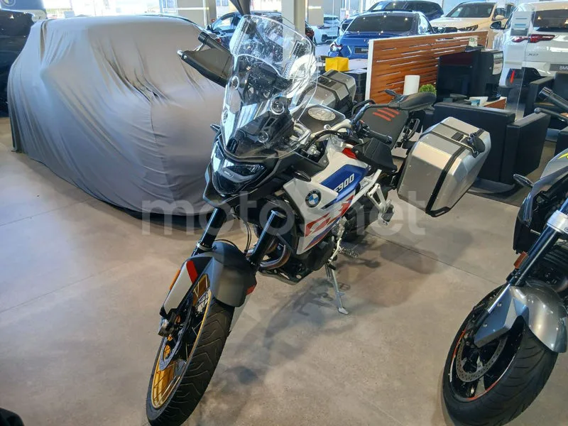 BMW F 900 GS - Vista 7