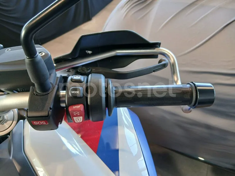 BMW F 900 GS - Vista 9