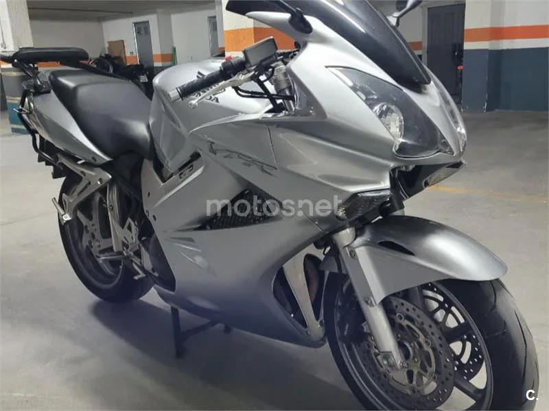 Honda VFR800F 3800 € 2006 Valencia - 1