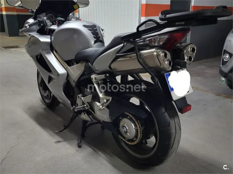 Honda VFR800F - Vista 4