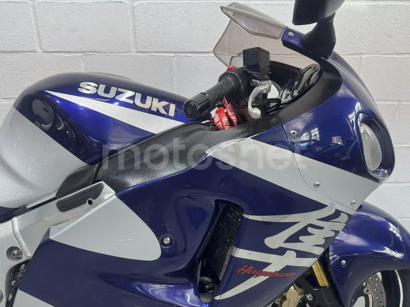 Suzuki Hayabusa - Vista 13