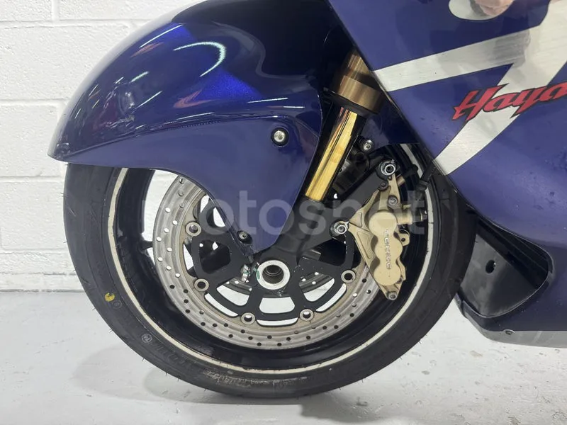 Suzuki Hayabusa - Vista 19