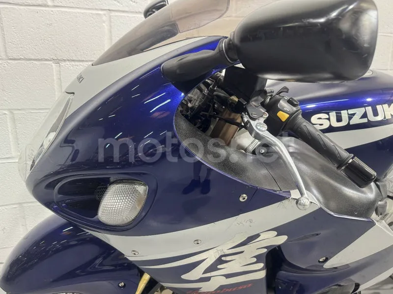 Suzuki Hayabusa - Vista 20