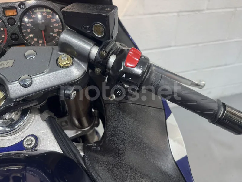 Suzuki Hayabusa - Vista 27