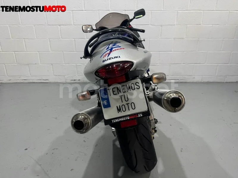 Suzuki Hayabusa - Vista 7
