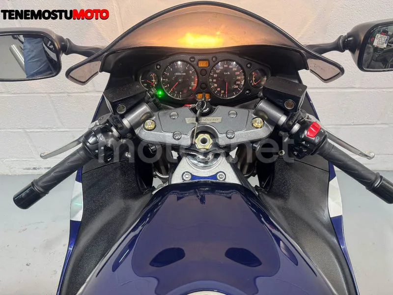 Suzuki Hayabusa - Vista 9