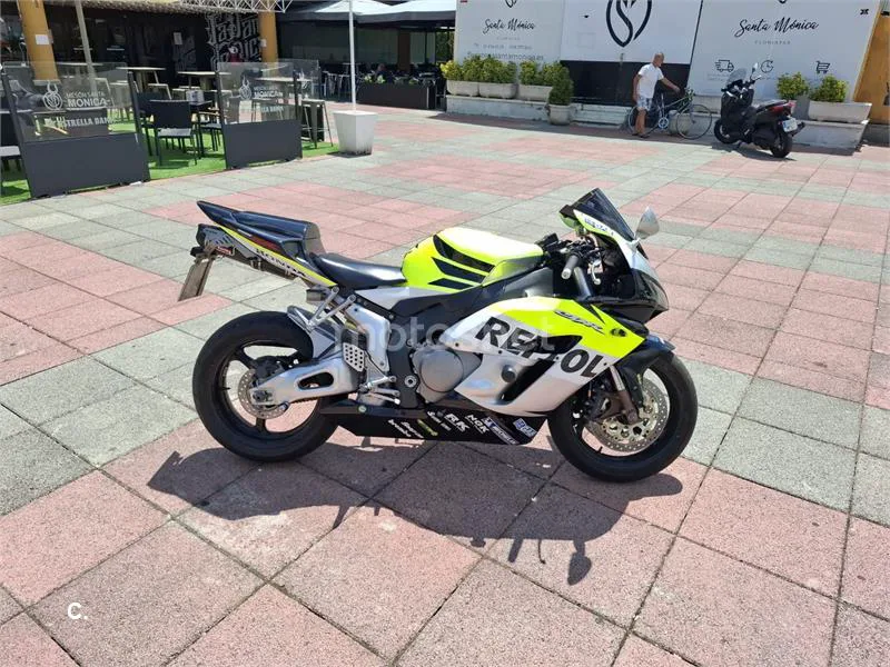 Honda CBR1000RR Fireblade 5500 € 2005 Madrid - 1