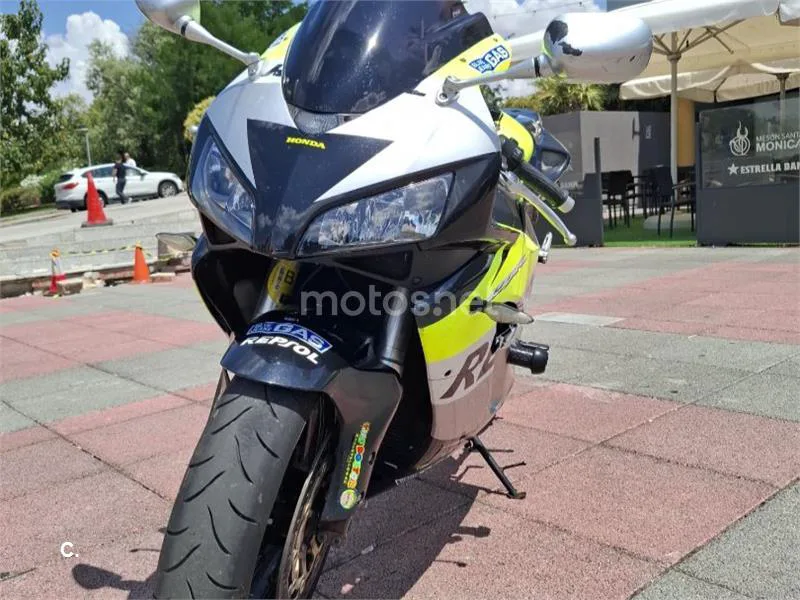 Honda CBR1000RR Fireblade - Vista 3