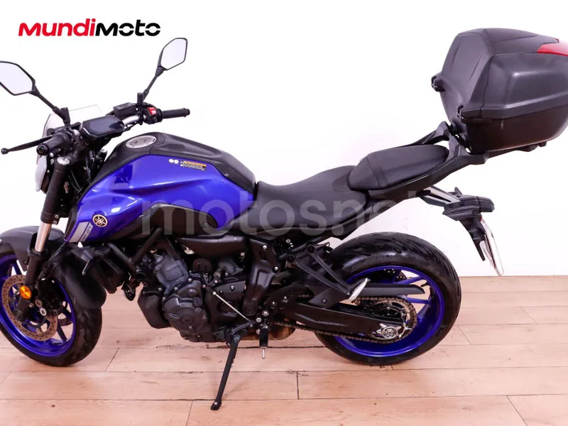 Yamaha MT-07 - Vista 6