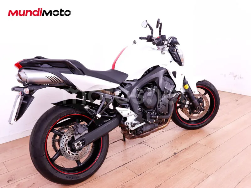 Yamaha FZ6 S2 - Vista 3