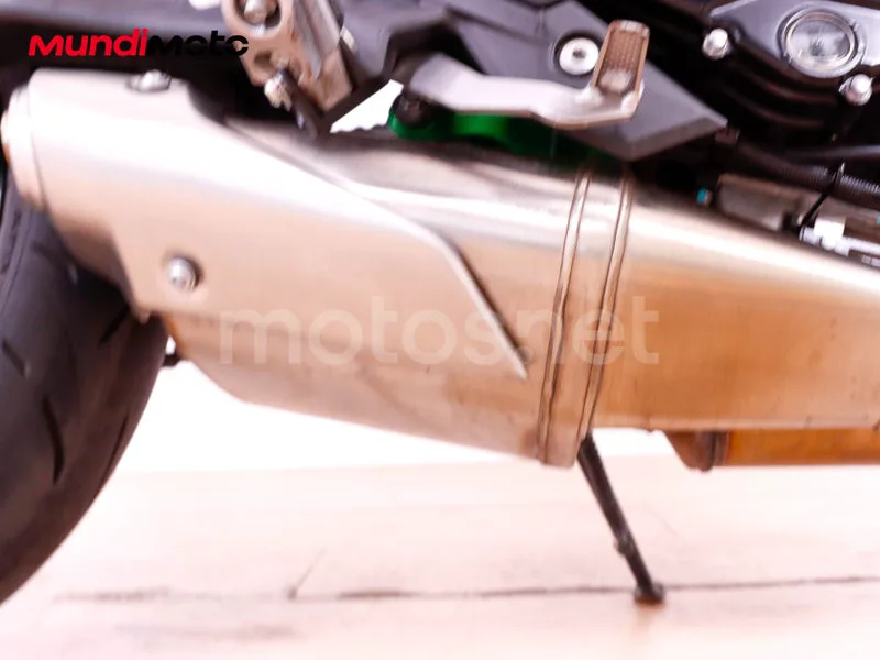 Kawasaki Z650 - Vista 21