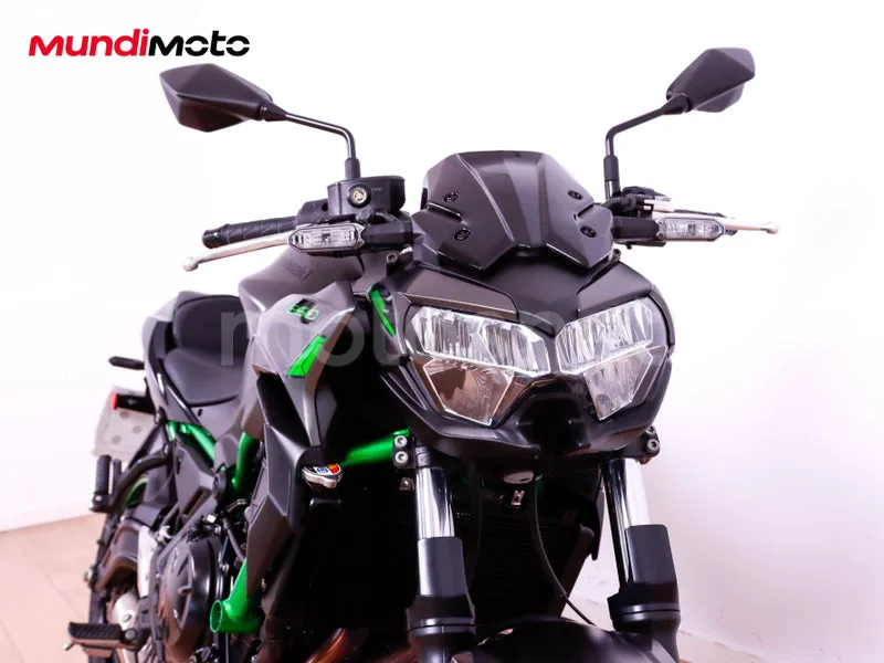 Kawasaki Z650 - Vista 5