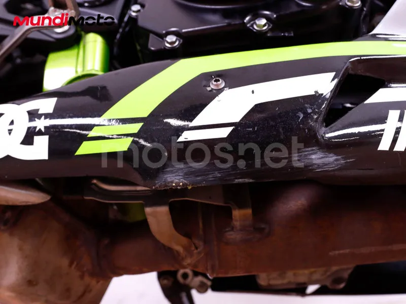 Kawasaki Z900 - Vista 36
