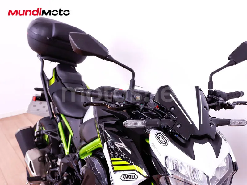 Kawasaki Z900 - Vista 42