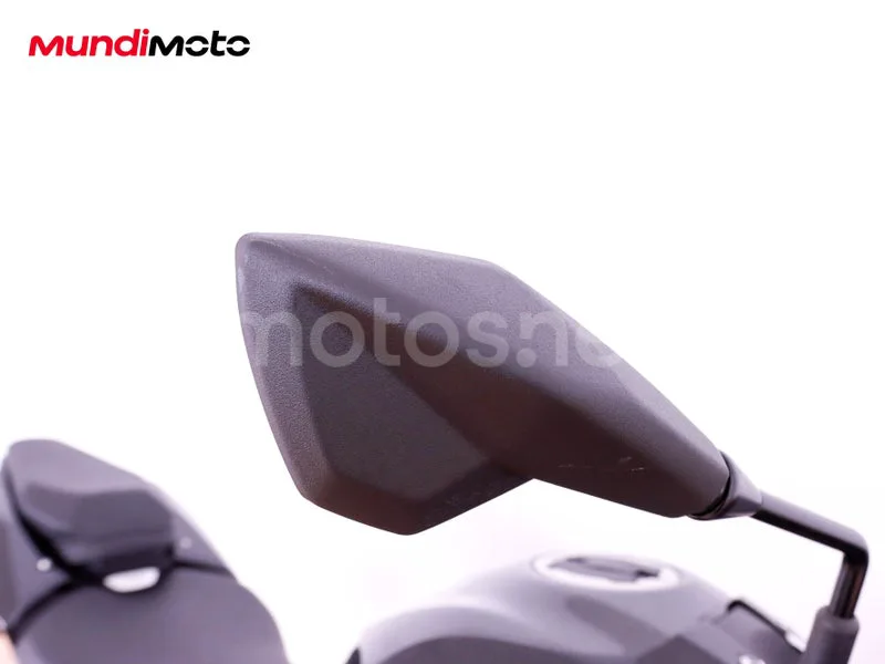 Kawasaki Z900 - Vista 14