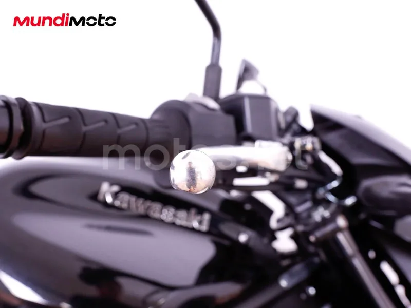 Kawasaki Z900 - Vista 24