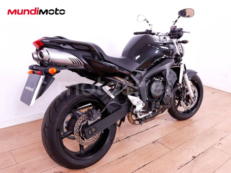 Yamaha FZ6 - Vista 3