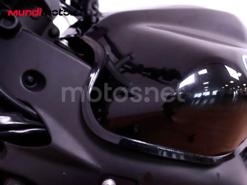 Yamaha FZ6 - Vista 30