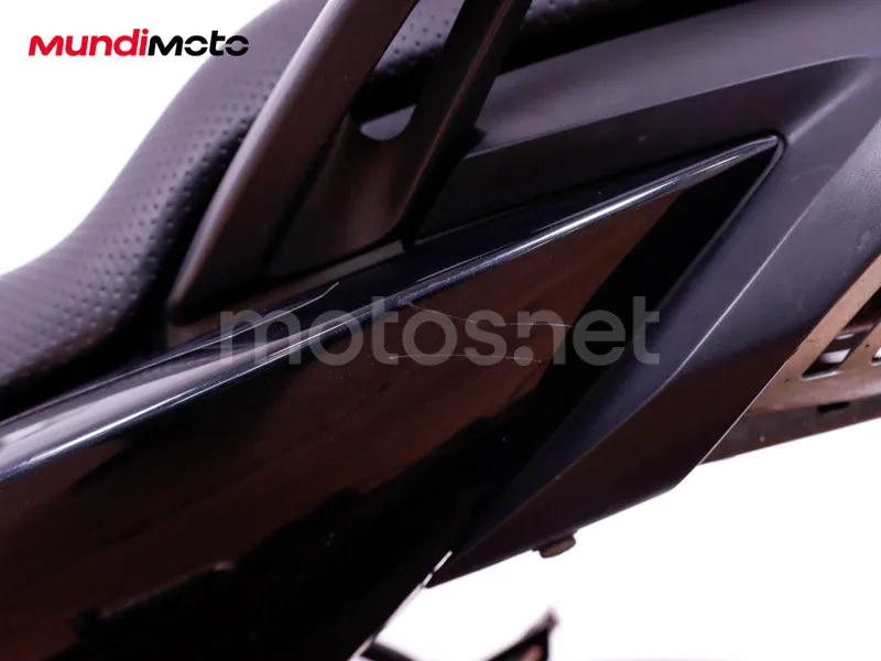 Yamaha FZ6 - Vista 35