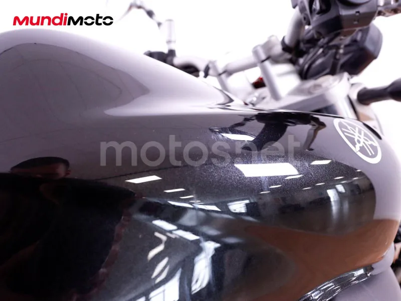 Yamaha FZ6 - Vista 41