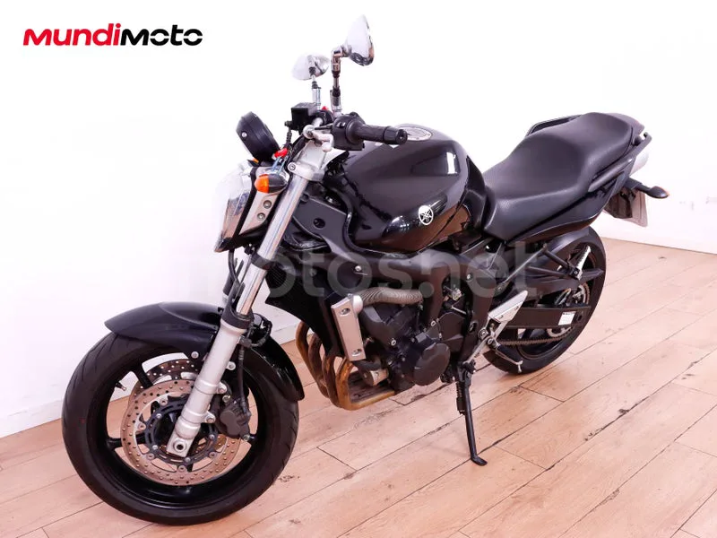 Yamaha FZ6 - Vista 7