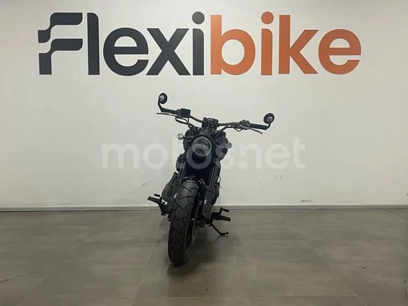 Keeway V302C 2890 € 2022 Barcelona - 2