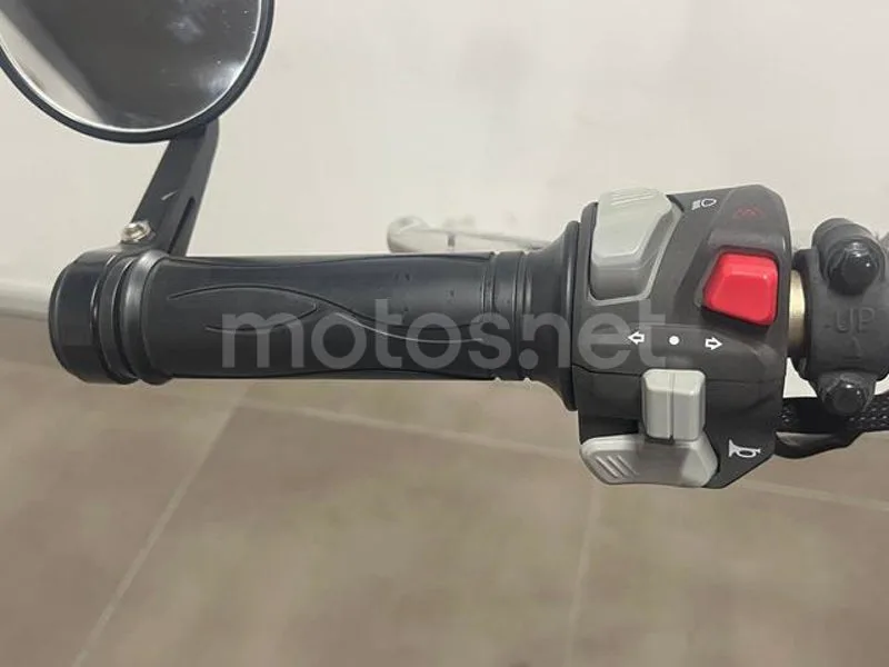Keeway V302C - Vista 11