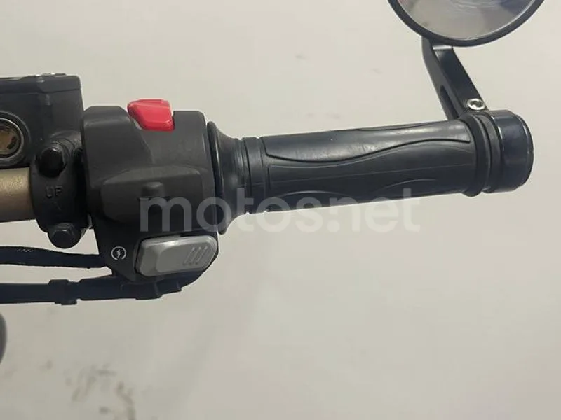 Keeway V302C - Vista 13