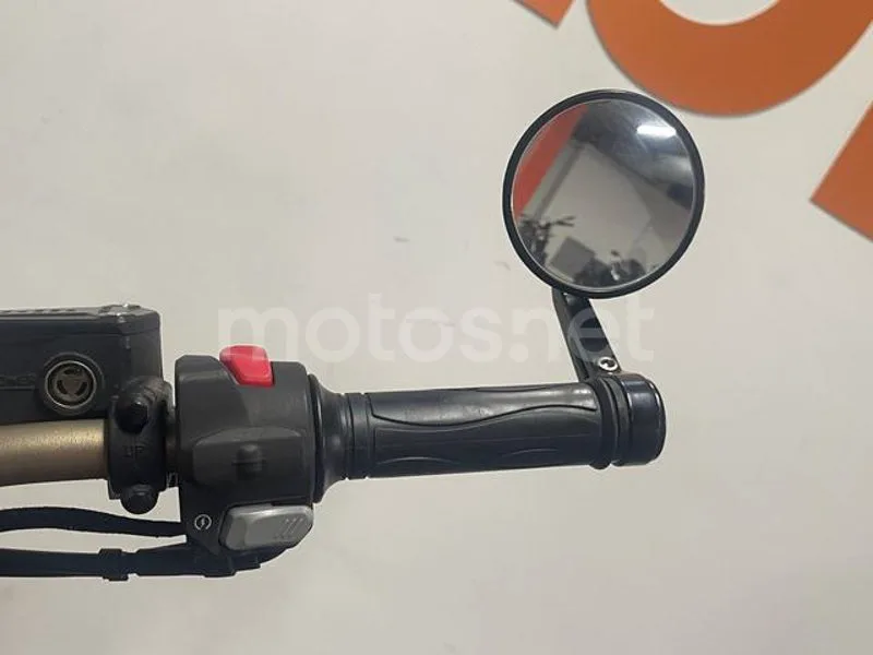 Keeway V302C - Vista 14