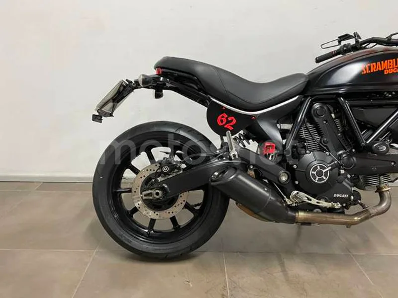 Ducati Scrambler - Vista 7