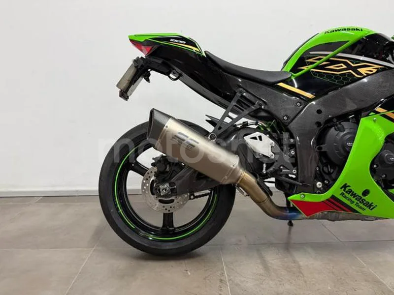 Kawasaki Ninja ZX-10R - Vista 7