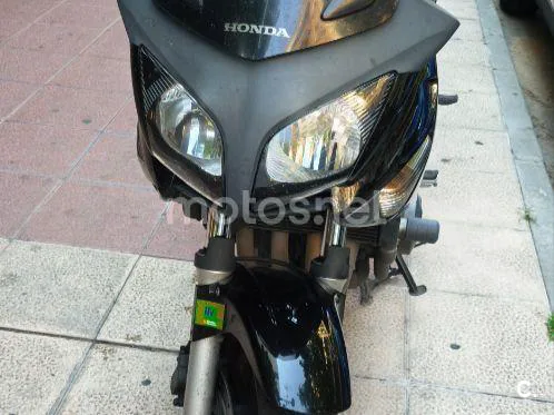 Honda CBF600S - Vista 3