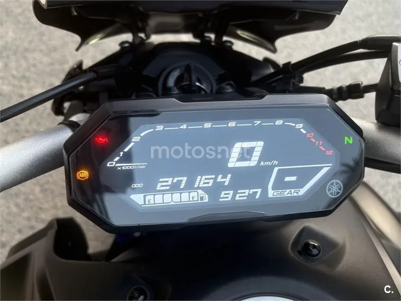 Yamaha MT-07 - Vista 6