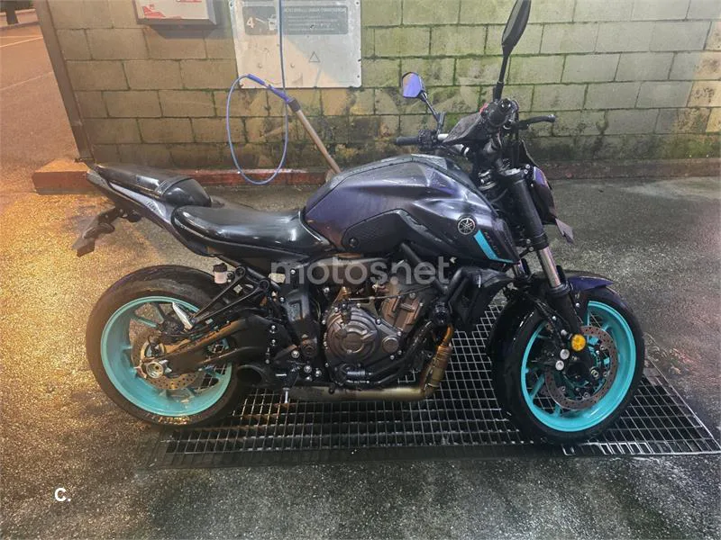 Yamaha MT-07 - Vista 3